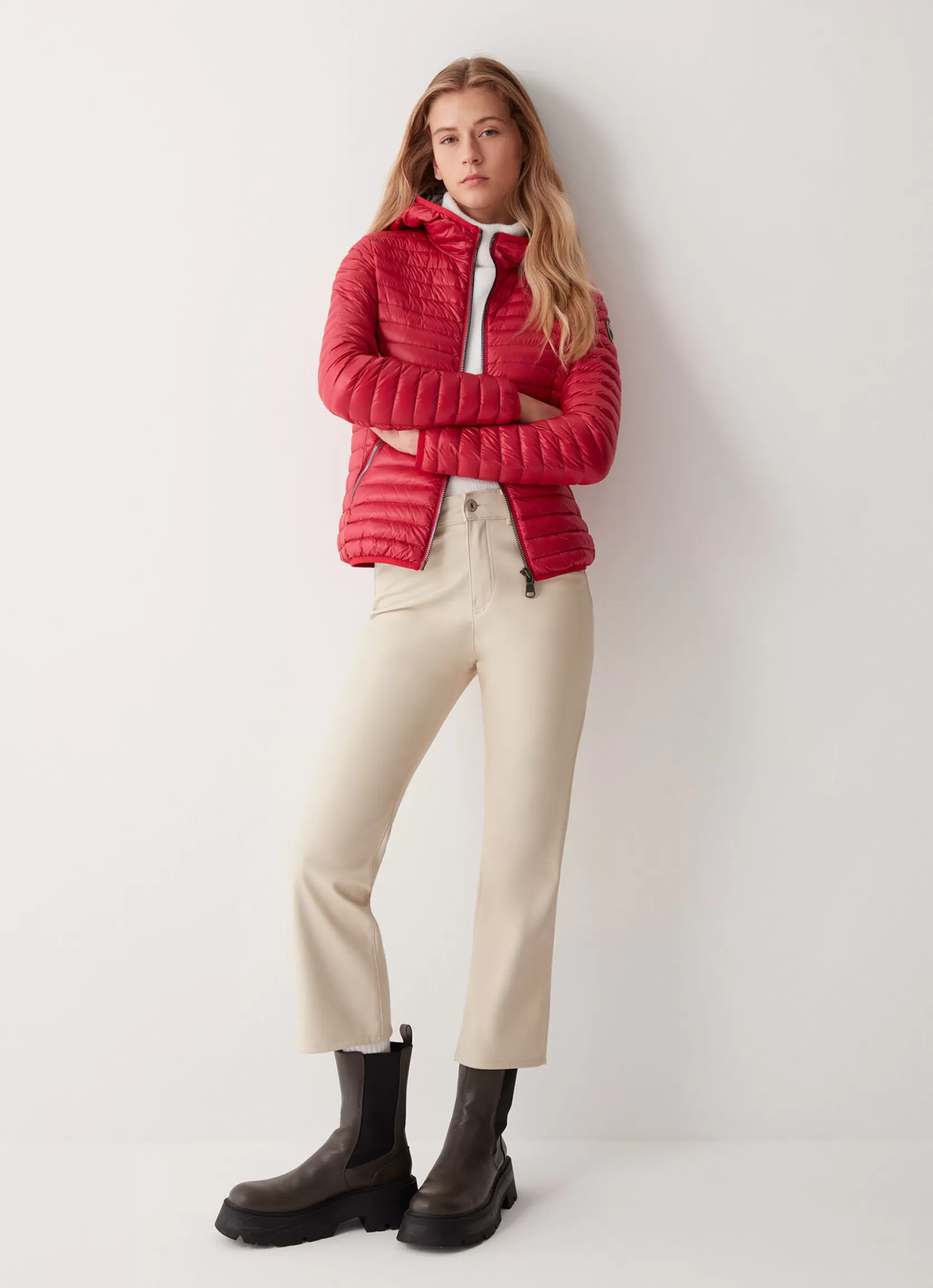 Colmar Autumn down jacket with fixed hood | woman Lightweight Down Jackets