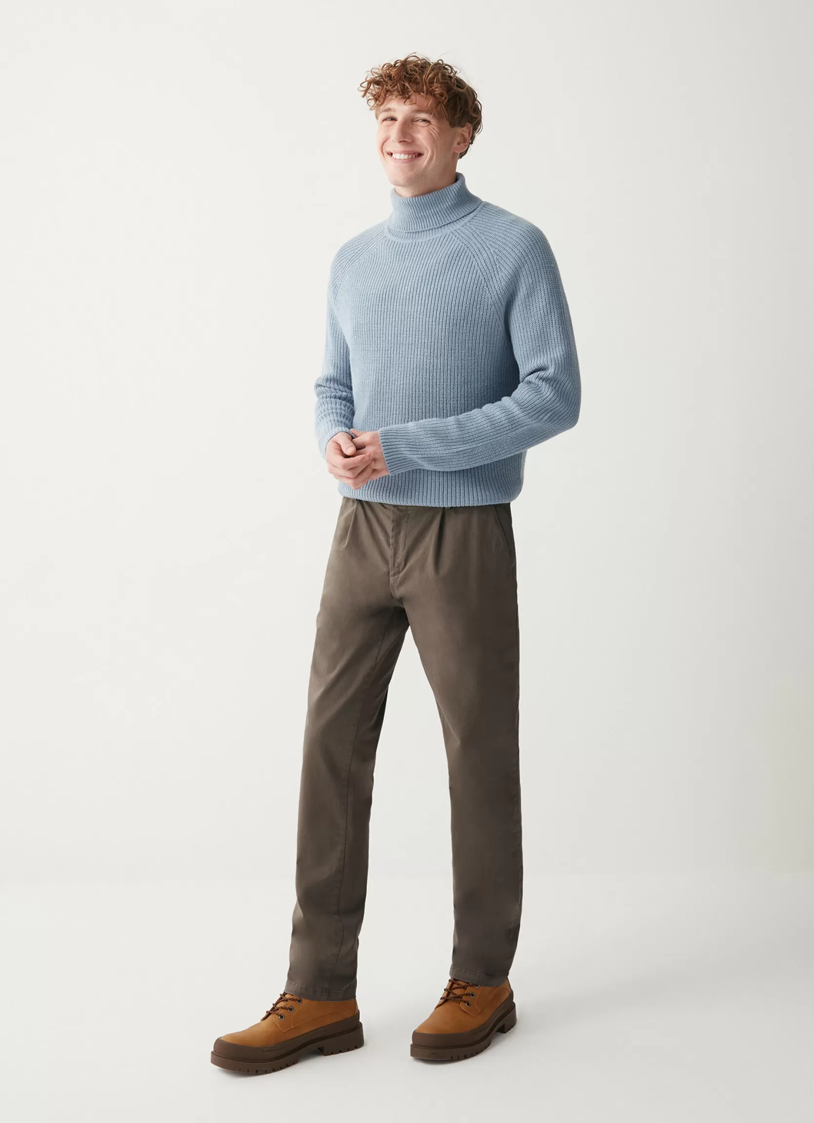 Colmar Classic trousers with front pleats | man Trousers