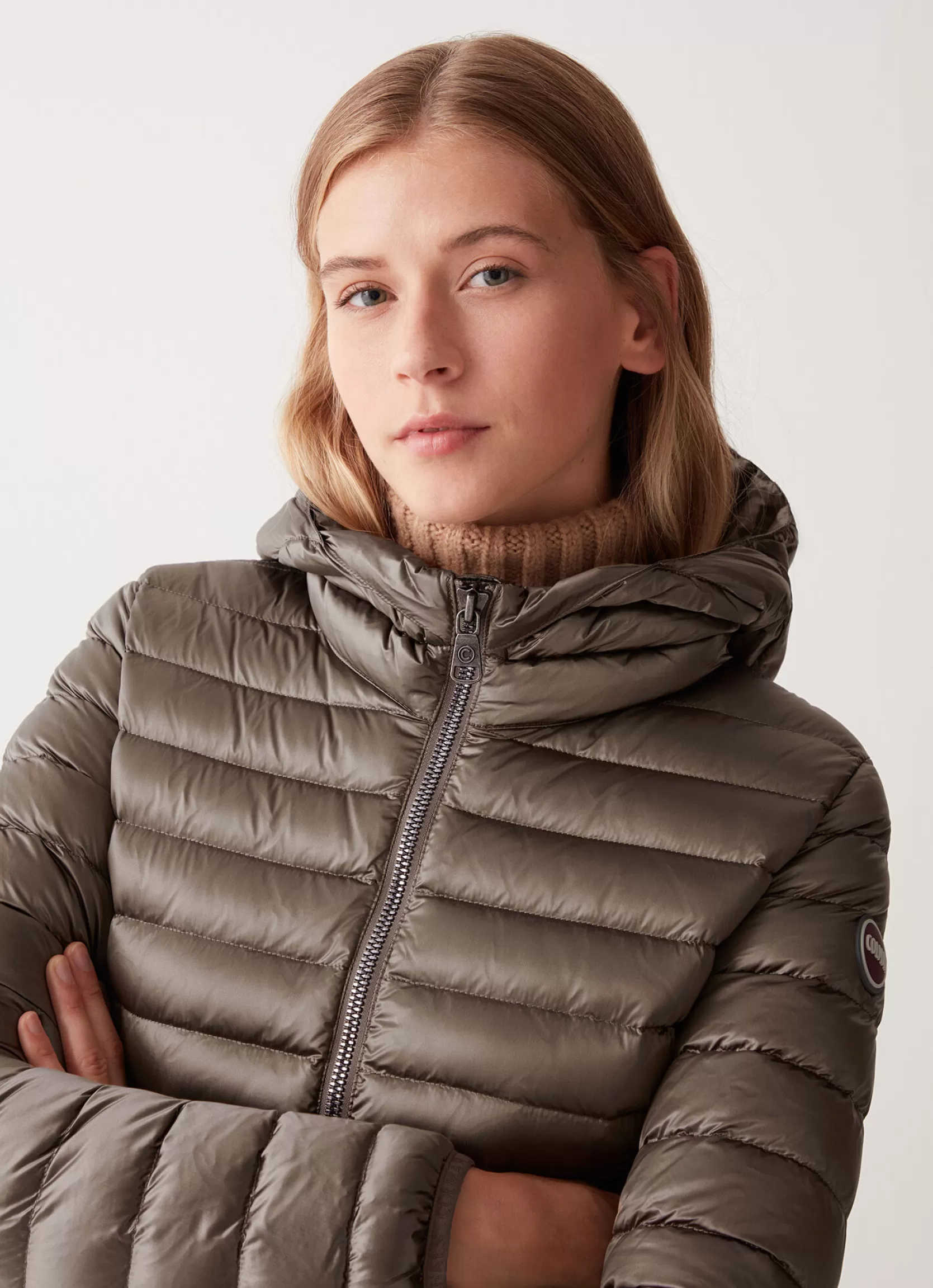 Colmar Fitted iridescent down jacket with hood | woman Winter Down Jackets