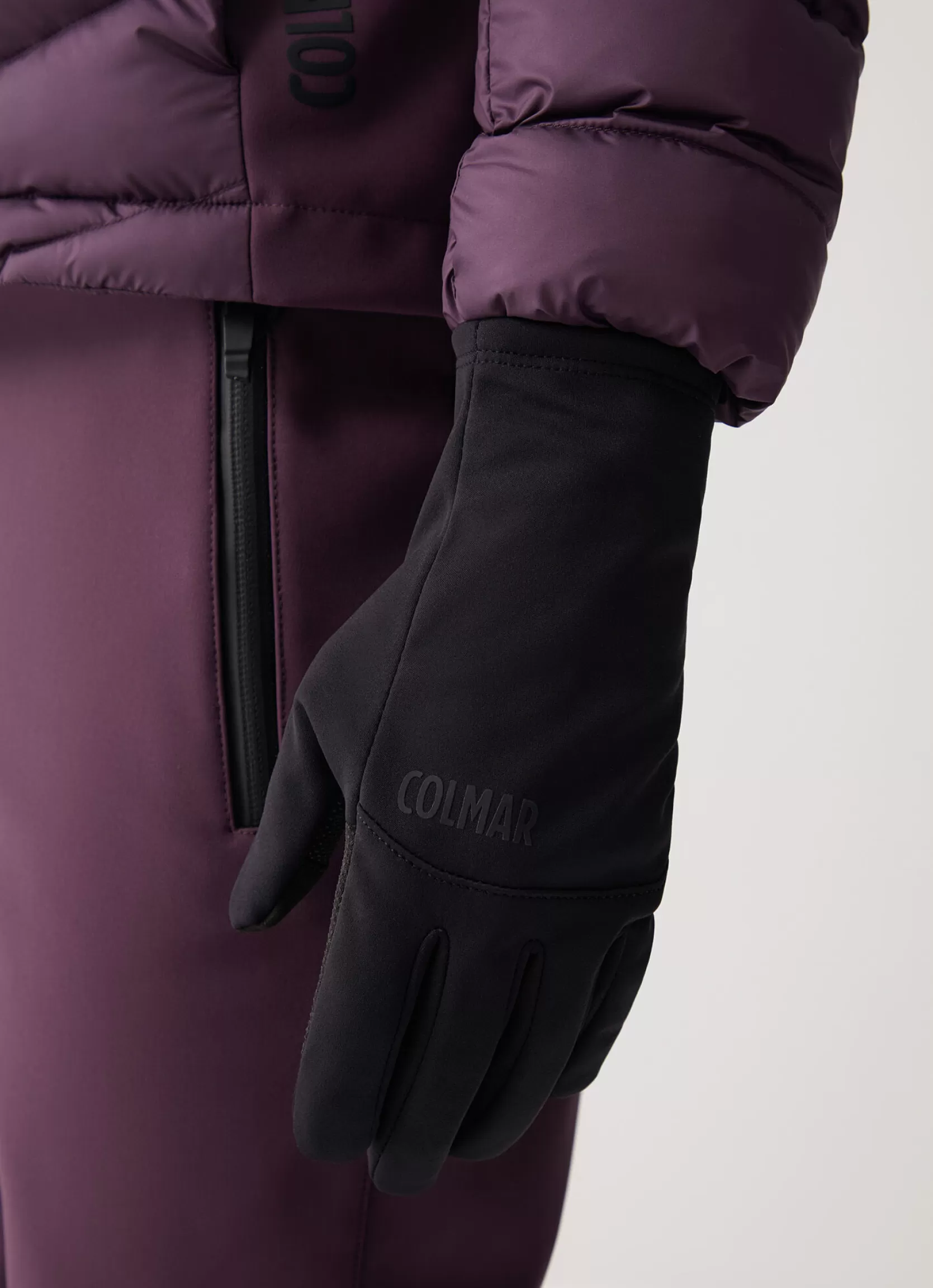 Colmar Lightweight touch screen gloves | woman Ski Accessories