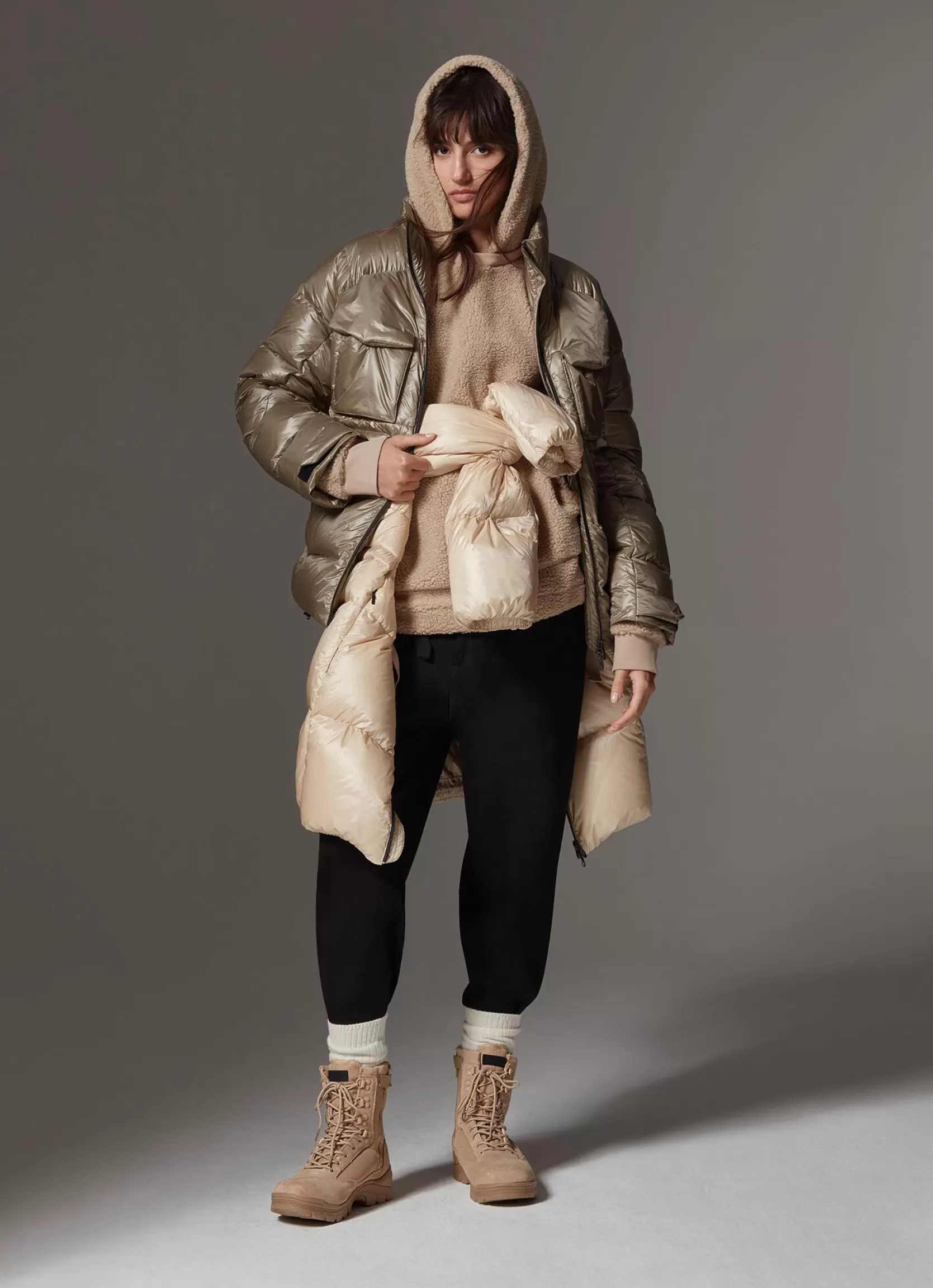 Colmar Maxi down jacket with chest pockets | woman Colmar Revolution | Winter Down Jackets