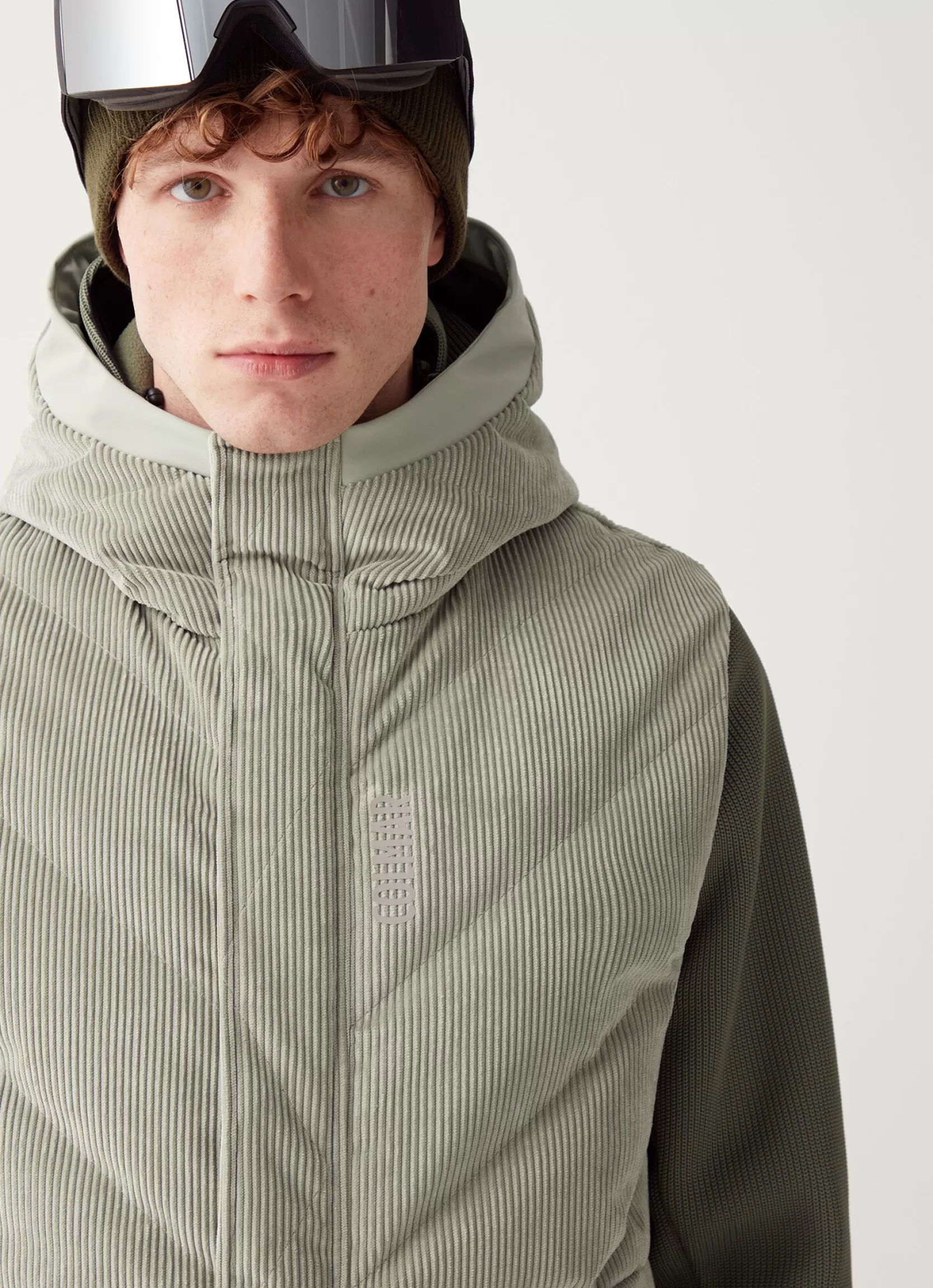 Colmar Puffy stretch corduroy ski gilet | man Ski Jackets | SKI COLLECTION MAN