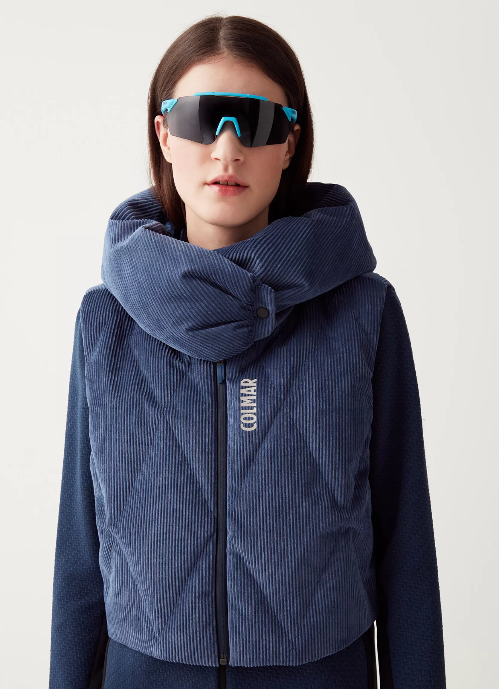 Colmar Ski gilet with large cowl hood | woman Ski Jackets