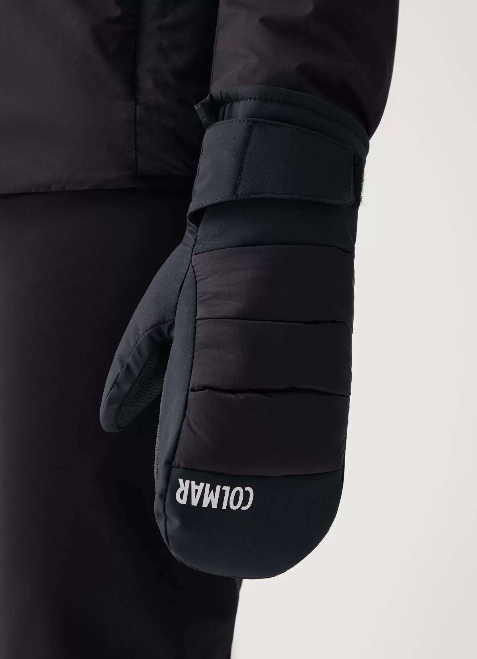 Colmar Textured fabric ski gloves | woman Ski Accessories