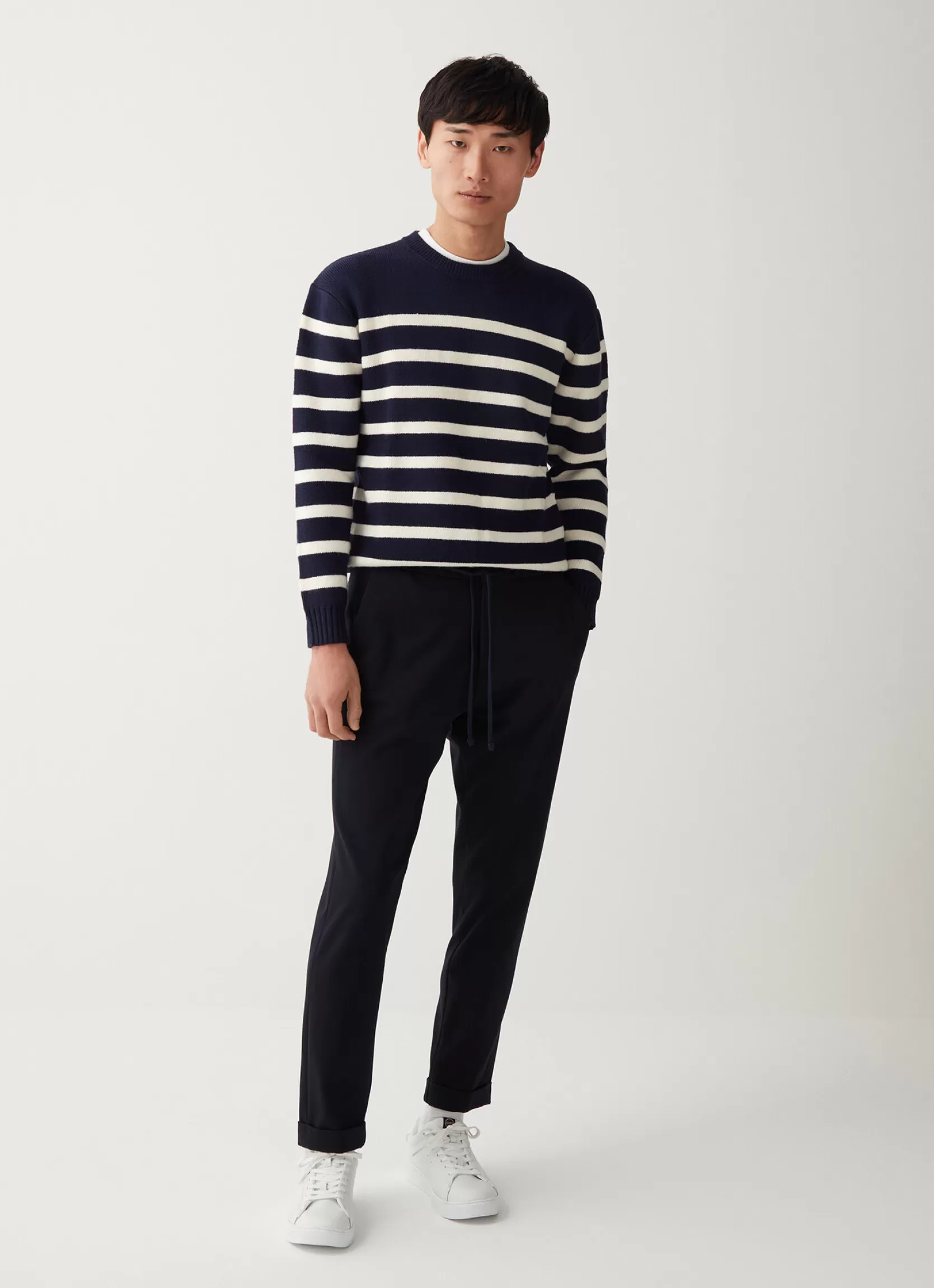 Colmar Trousers with drawstring and turn-ups | man Trousers