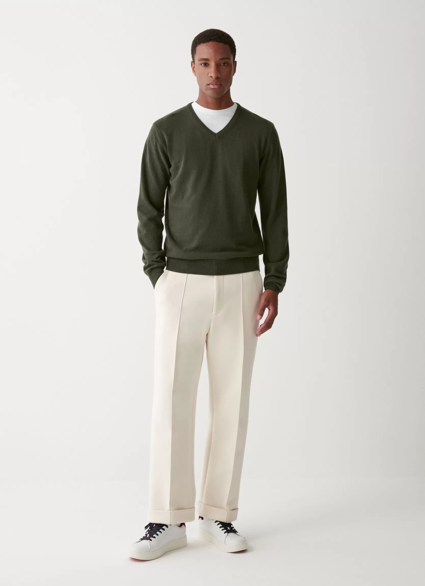 Colmar Wool and cashmere V-neck pullover | man Pullovers